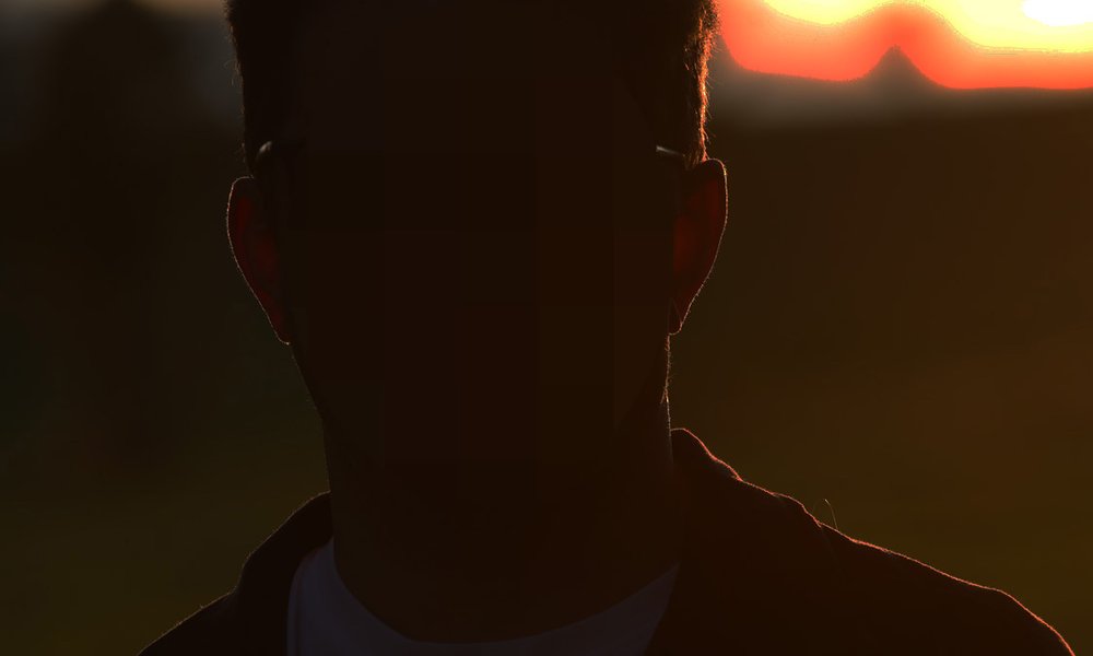 Die Silhouette eines Kopfes