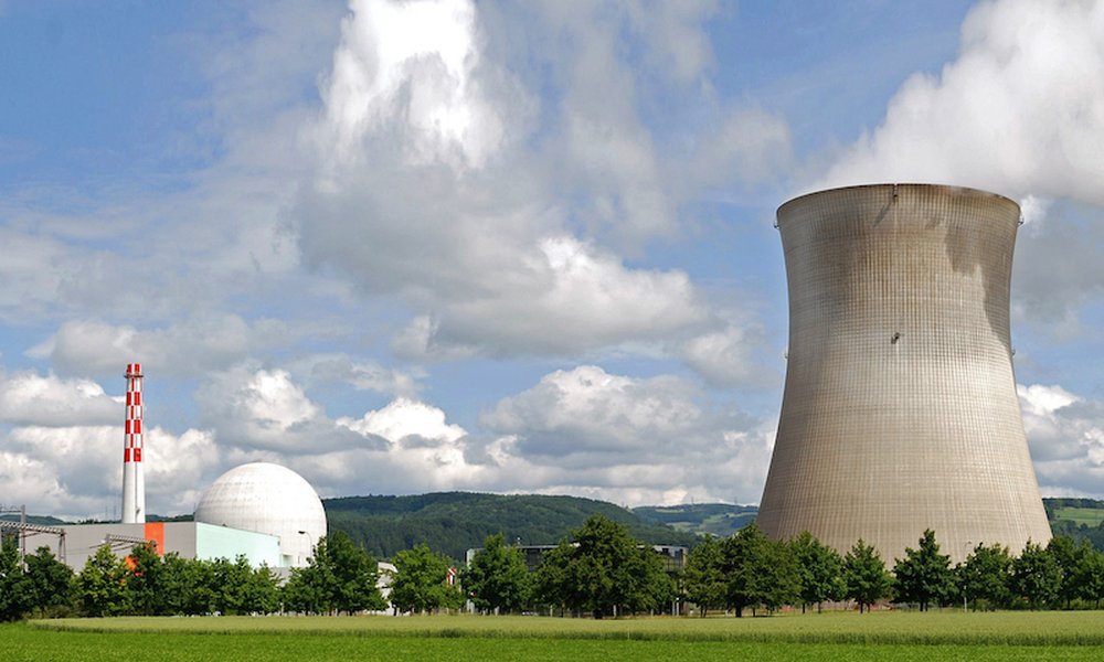 Ein Foto zeigt das AKW Leibstadt in der Schweiz