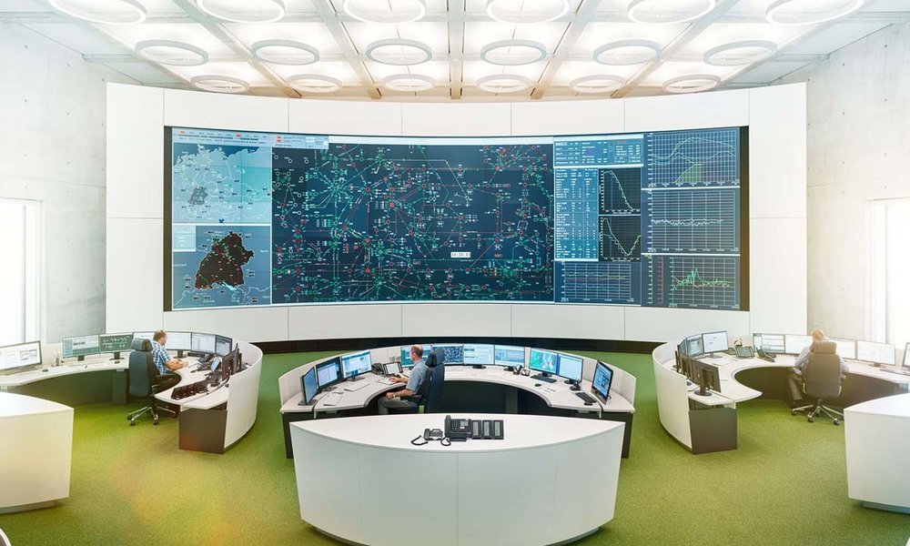 Foto: Netzleitwarte von Transnet Baden Württemberg