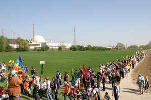 April 2010: Umzingelung des AKW Biblis