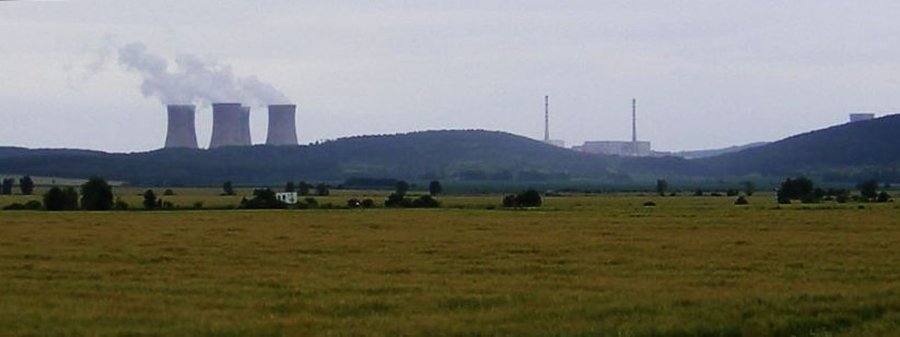 Foto des AKW Mochovce in der Slowakei