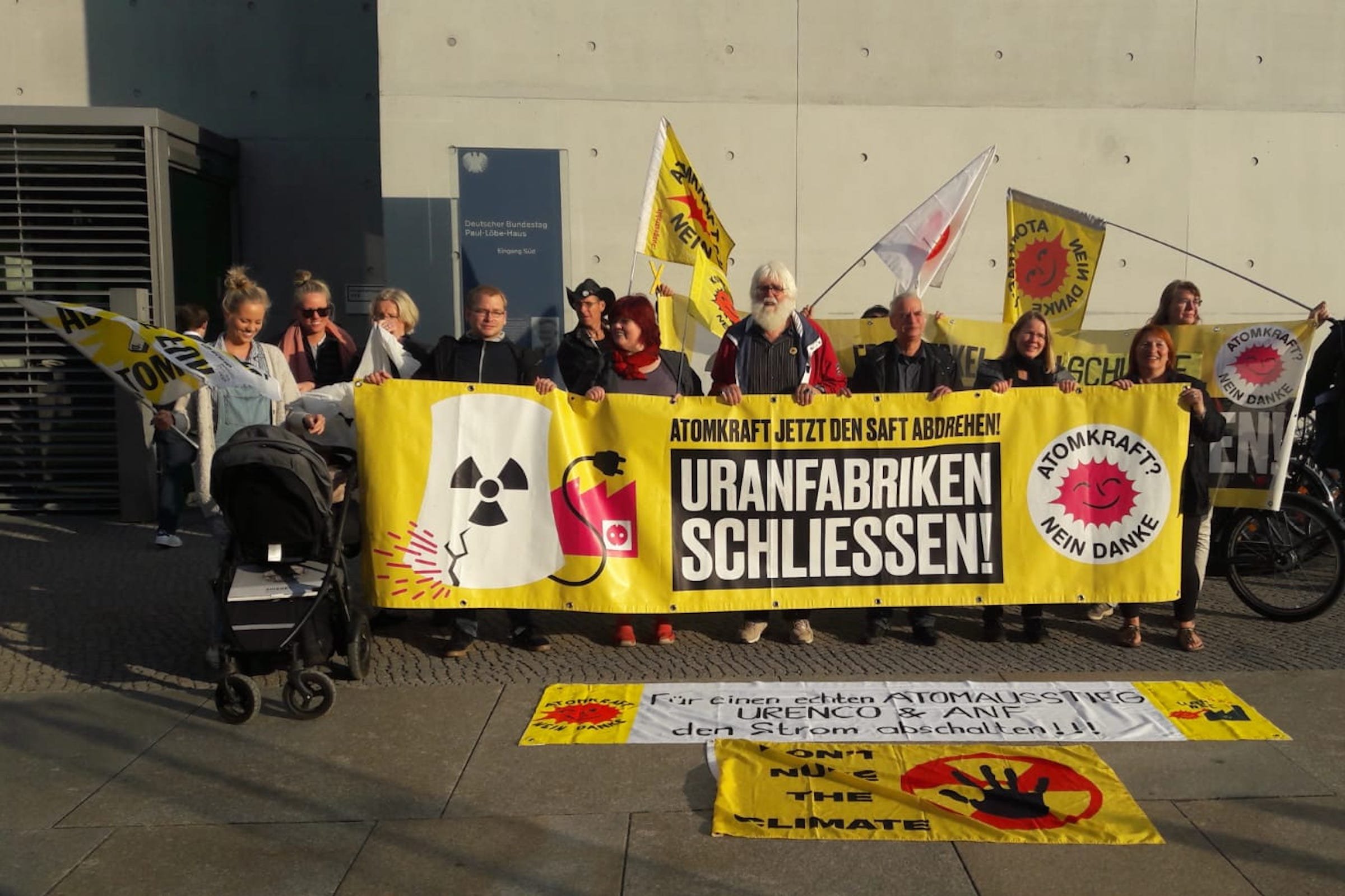 16.04.18: Mahnwache anlässlich Anhörung im BT-Umweltauschuss in Berlin