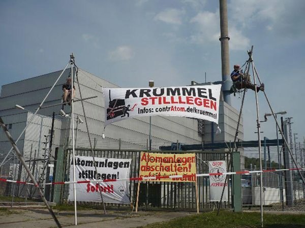 Krümmel_Protest--Mag55--copyright-contrAtom.jpg